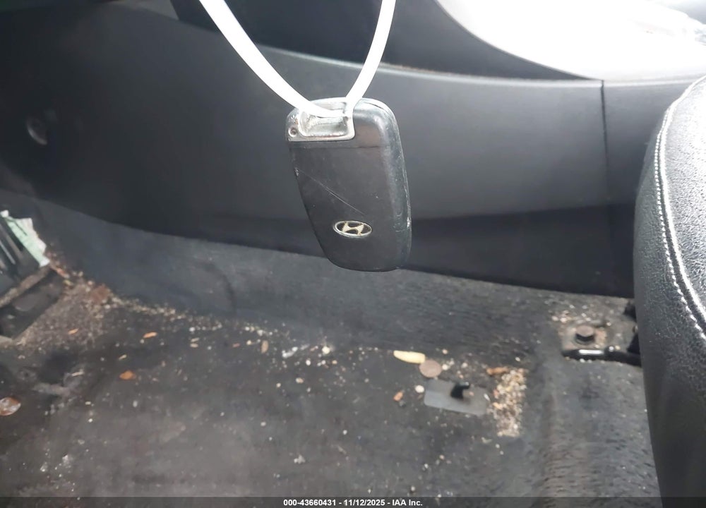 2013 HYUNDAI ELANTRA VIN: KMHDH4AE7DU722006