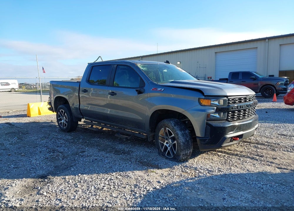 2020 CHEVROLET SILVERADO 1500 4WD  SHORT BED CUSTOM TRAIL BOSS VIN: 1GCPYCEF8LZ355200