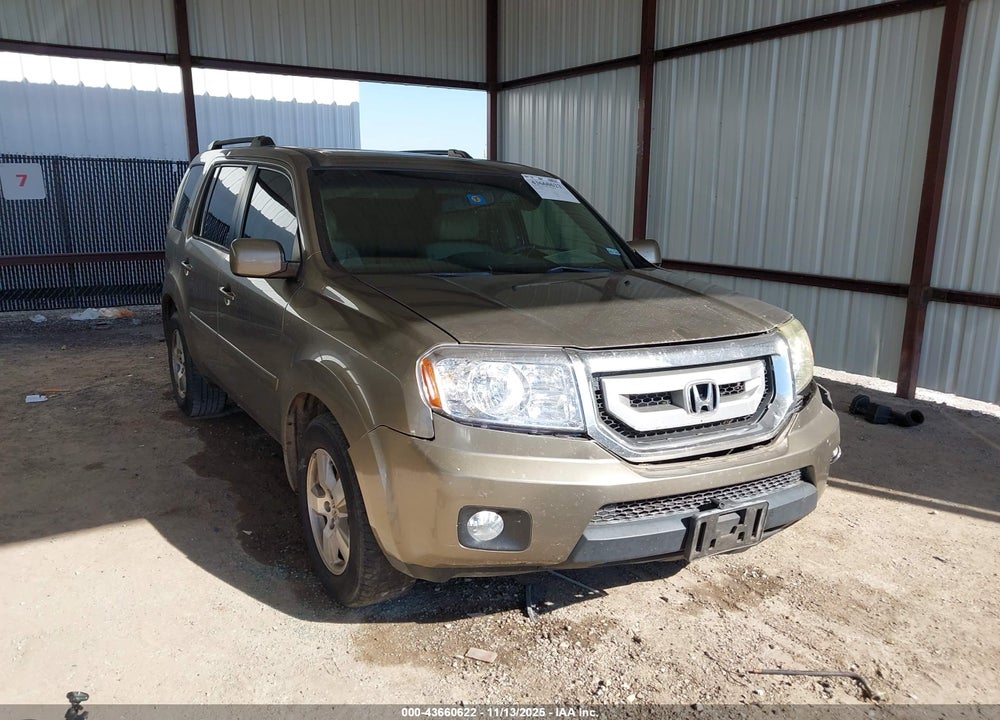 2011 HONDA PILOT EX-L VIN: 5FNYF3H64BB035219