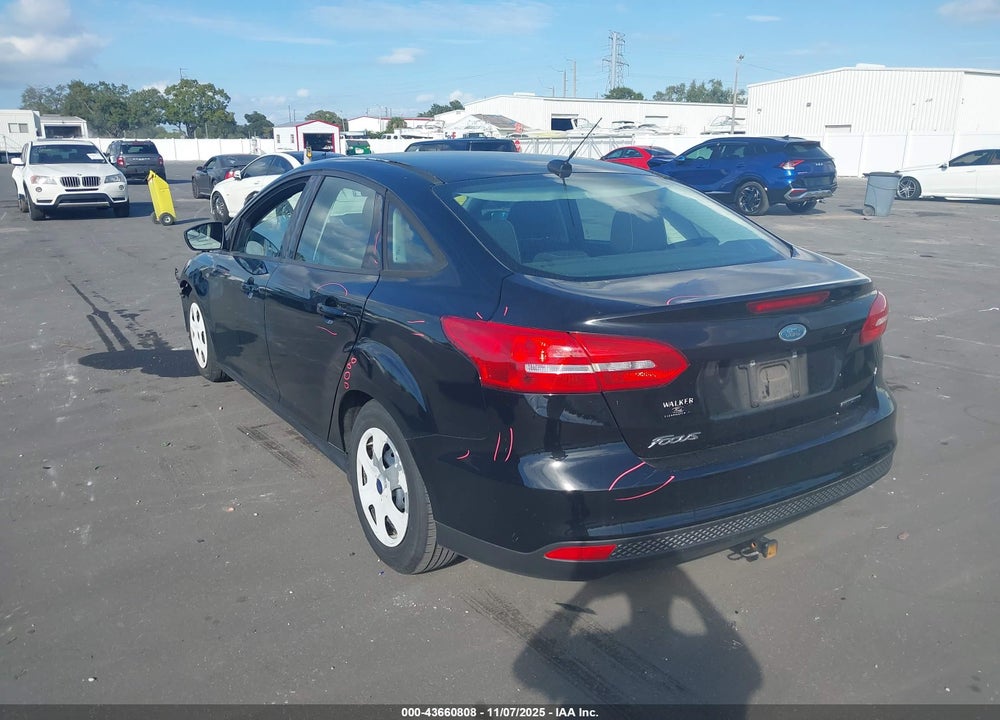 2016 FORD FOCUS S VIN: 1FADP3E25GL201335