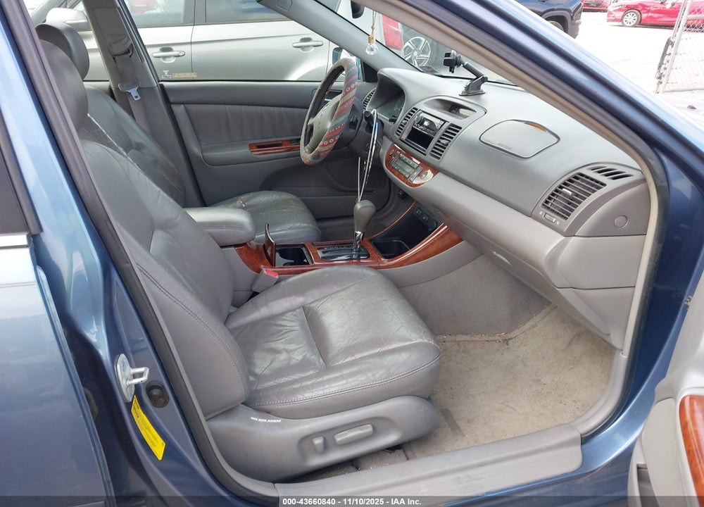 2002 TOYOTA CAMRY XLE V6 VIN: 4T1BF30K82U536096