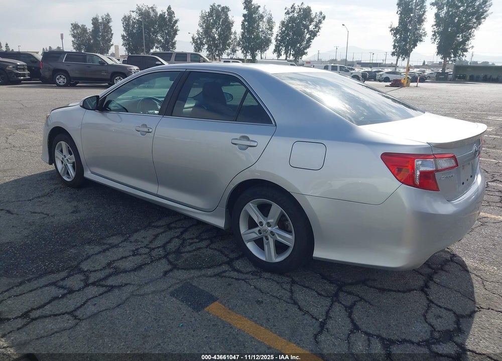 2013 TOYOTA CAMRY SE VIN: 4T1BF1FK9DU675278