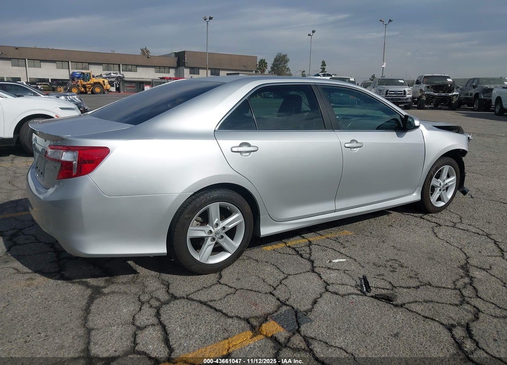 2013 TOYOTA CAMRY SE VIN: 4T1BF1FK9DU675278