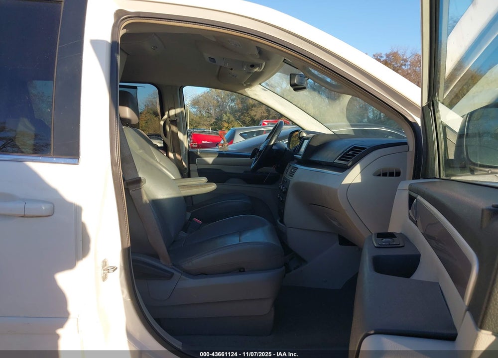 2012 VOLKSWAGEN ROUTAN SE VIN: 2C4RVABG6CR393585