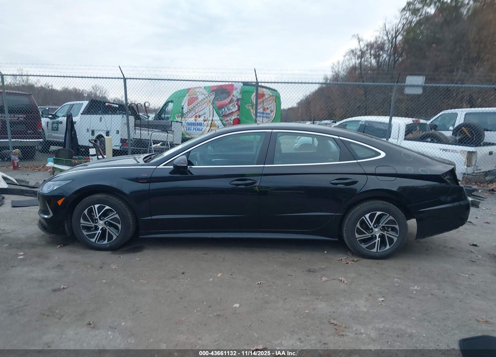 2020 HYUNDAI SONATA HYBRID BLUE VIN: KMHL24JJ7LA015756