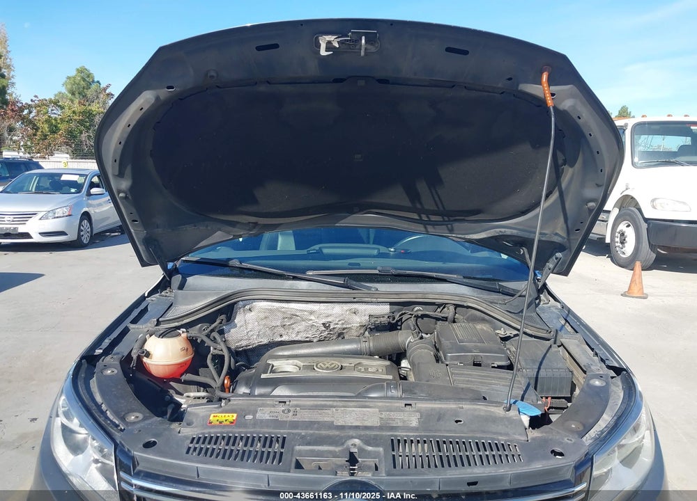 2013 VOLKSWAGEN TIGUAN VIN: WVGBV7AX3DW004699