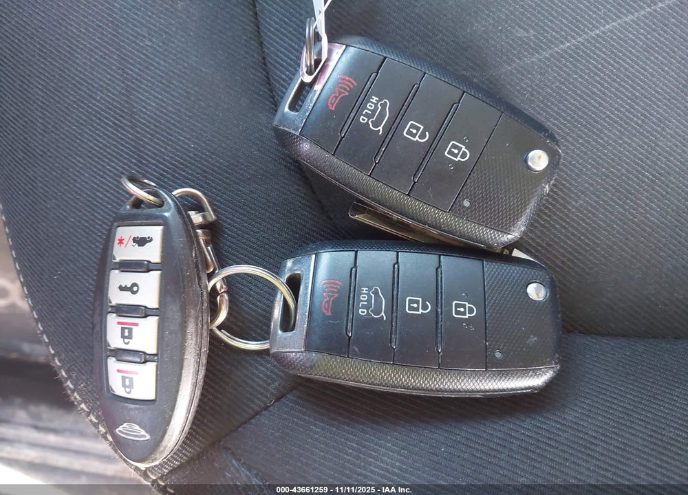 2015 KIA SOUL VIN: KNDJP3A57F7750653