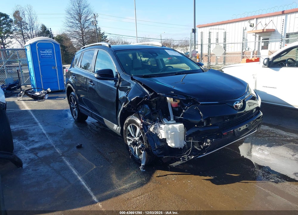 2017 TOYOTA RAV4 XLE VIN: 2T3WFREV3HW354314