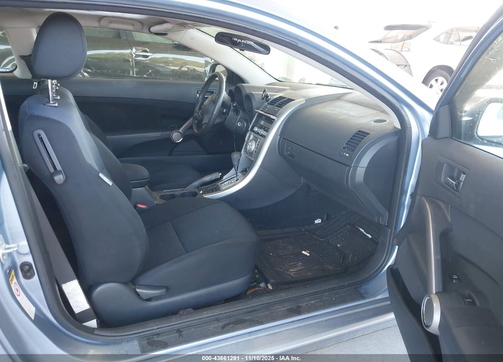 2009 SCION TC VIN: JTKDE167990292220
