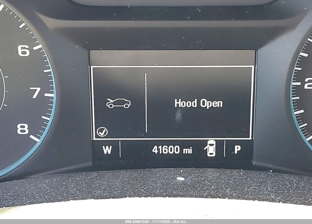 2018 CHEVROLET EQUINOX LT VIN: 2GNAXJEV6J6111095