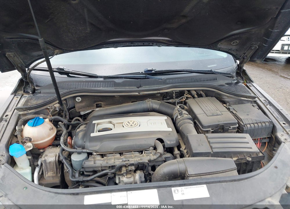 2013 VOLKSWAGEN CC 2.0T SPORT VIN: WVWBN7AN7DE513428