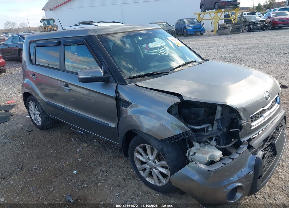 2013 KIA SOUL + VIN: KNDJT2A6XD7602928