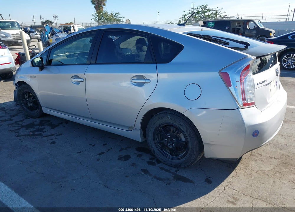 2012 TOYOTA PRIUS THREE VIN: JTDKN3DU5C5412124