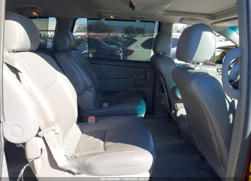 2005 TOYOTA SIENNA XLE VIN: 5TDZA22CX5S290209