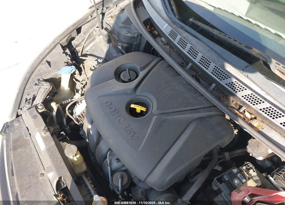2012 HYUNDAI ELANTRA GLS VIN: 5NPDH4AE1CH140707