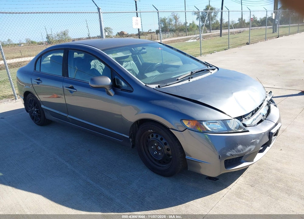 2010 HONDA CIVIC LX VIN: 19XFA1F55AE007695