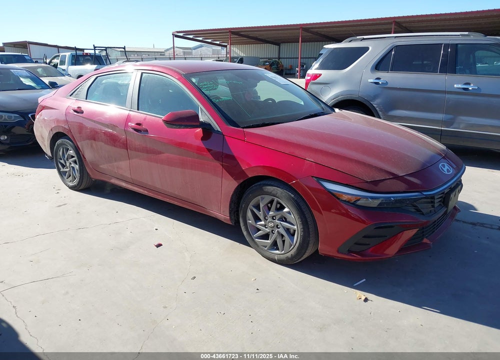 2024 HYUNDAI ELANTRA SEL VIN: KMHLM4DG8RU815273