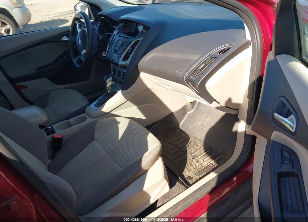 2013 FORD FOCUS SE VIN: 1FADP3F28DL104768