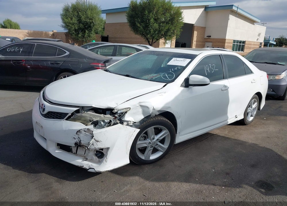 2013 TOYOTA CAMRY SE VIN: 4T1BF1FK8DU681220