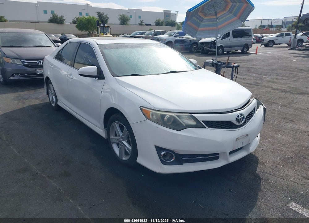 2013 TOYOTA CAMRY SE VIN: 4T1BF1FK8DU681220