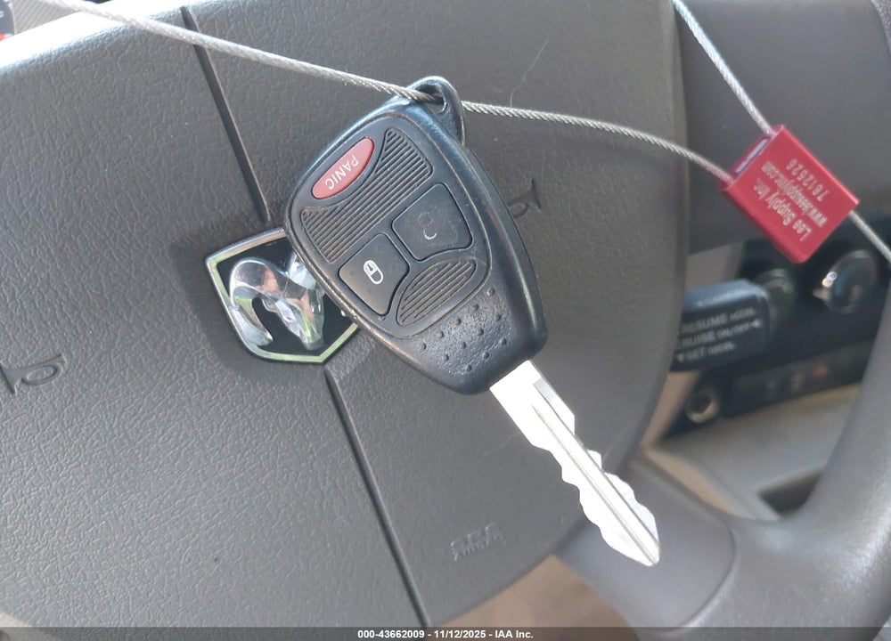 2007 DODGE NITRO SXT VIN: 1D8GT28K27W590038