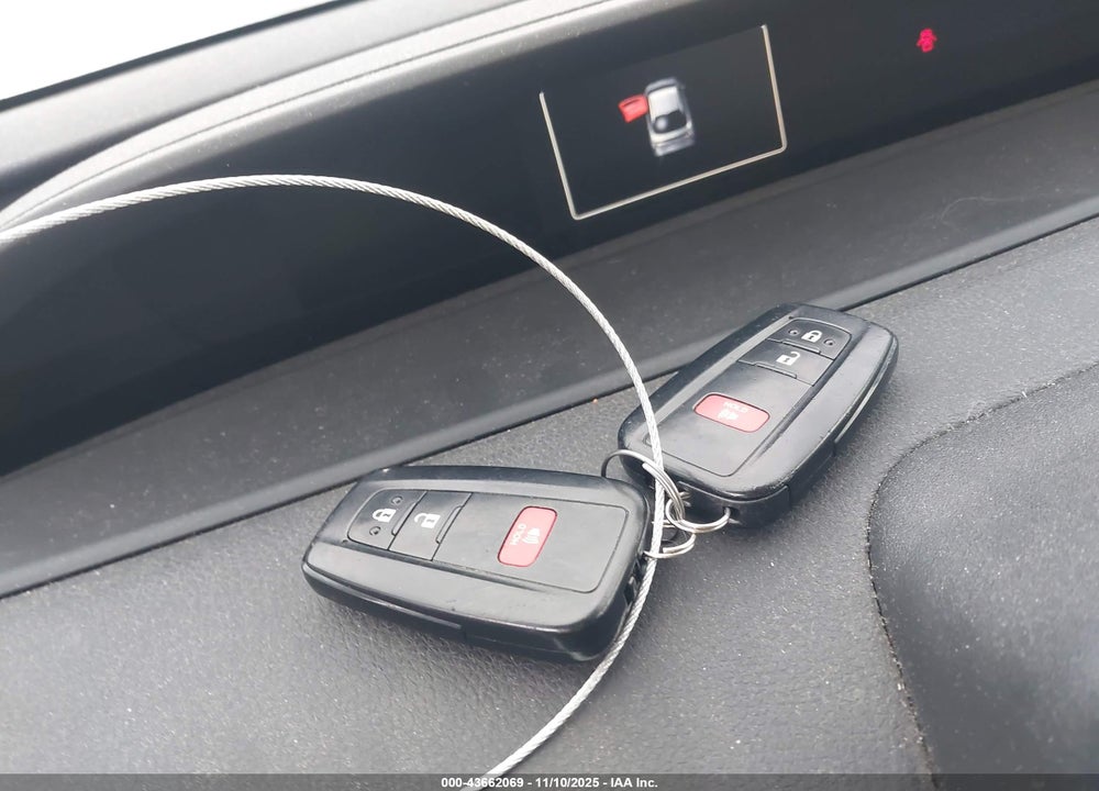 2016 TOYOTA PRIUS VIN: JTDKARFU8G3505149