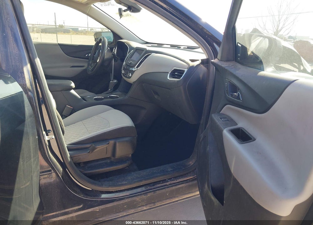 2020 CHEVROLET EQUINOX FWD LS VIN: 3GNAXHEV2LS679874