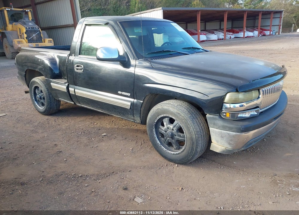 2002 CHEVROLET SILVERADO 1500 LS VIN: 1GCEC14VX2Z170745