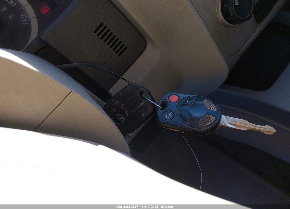 2009 FORD ESCAPE XLT VIN: 1FMCU93G79KA11749