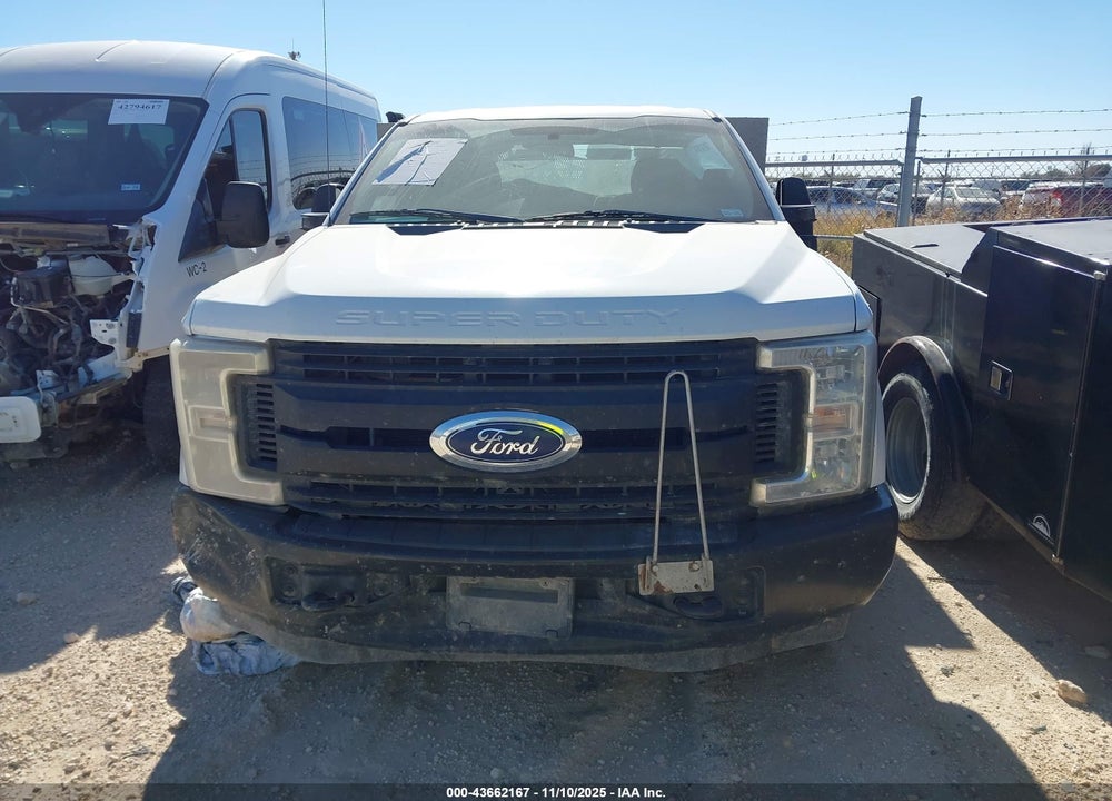 2019 FORD F-250 XL VIN: 1FTBF2A67KED13428