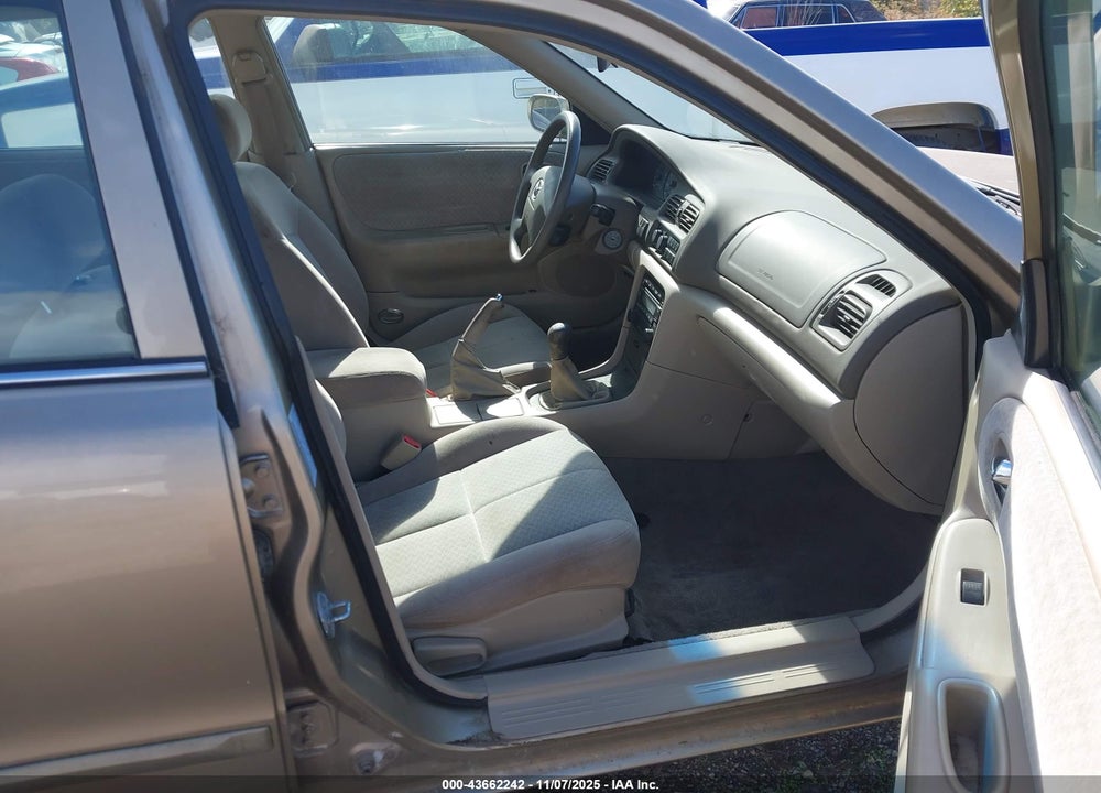 2001 MAZDA 626 ES/LX VIN: 1YVGF22C915202639