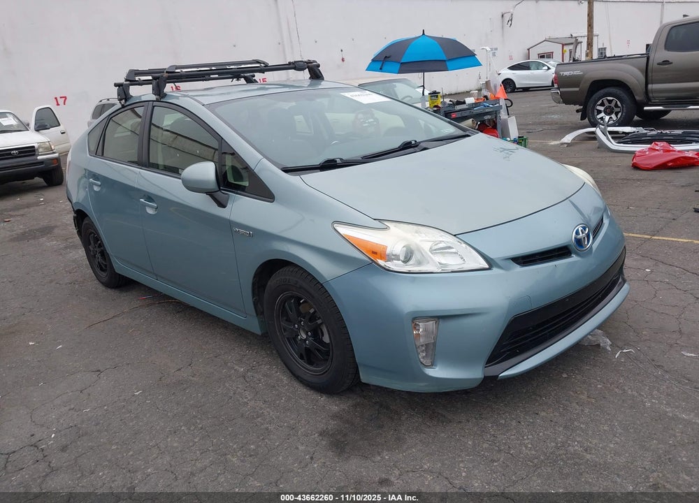 2015 TOYOTA PRIUS TWO VIN: JTDKN3DUXF1927499