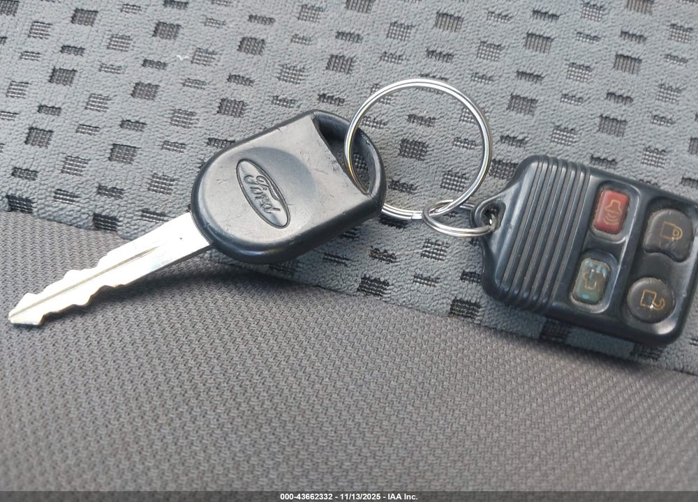 2007 FORD FOCUS VIN: 1FAHP36N47W179966
