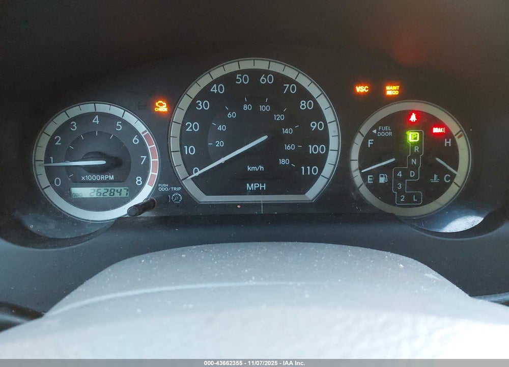 2005 TOYOTA SIENNA XLE VIN: 5TDBA22C75S041920