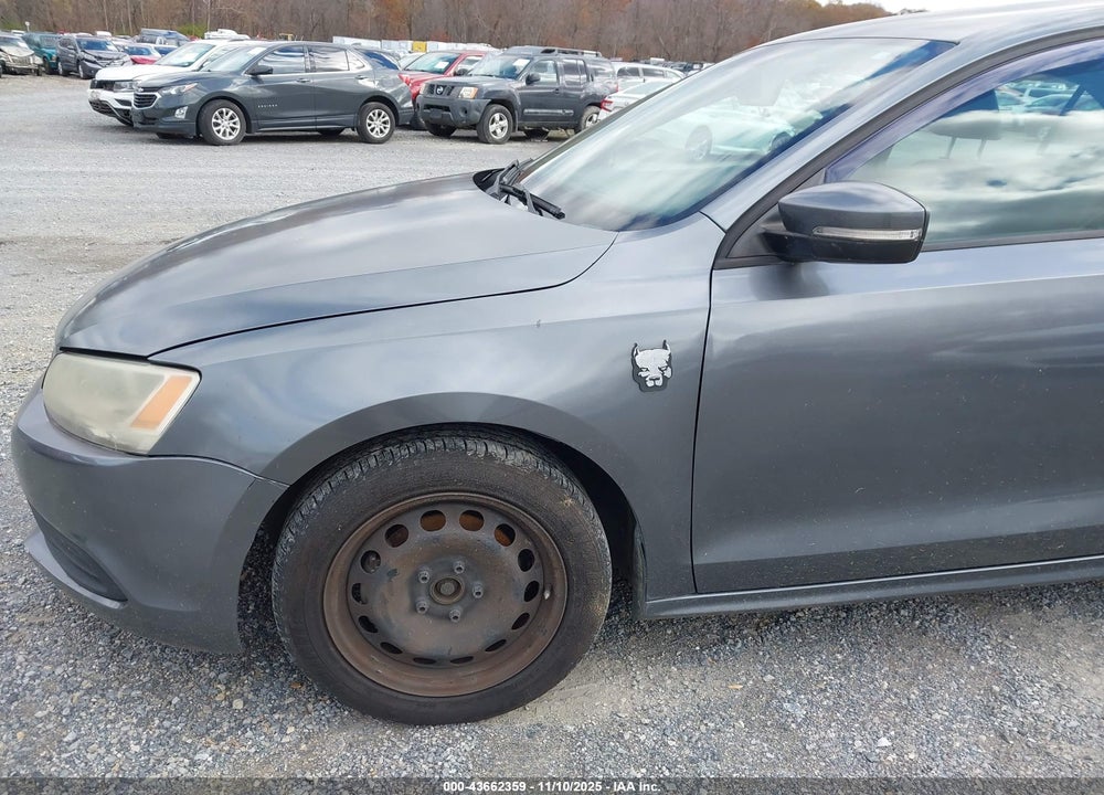 2014 VOLKSWAGEN JETTA 1.8T SE VIN: 3VWD07AJ5EM247209