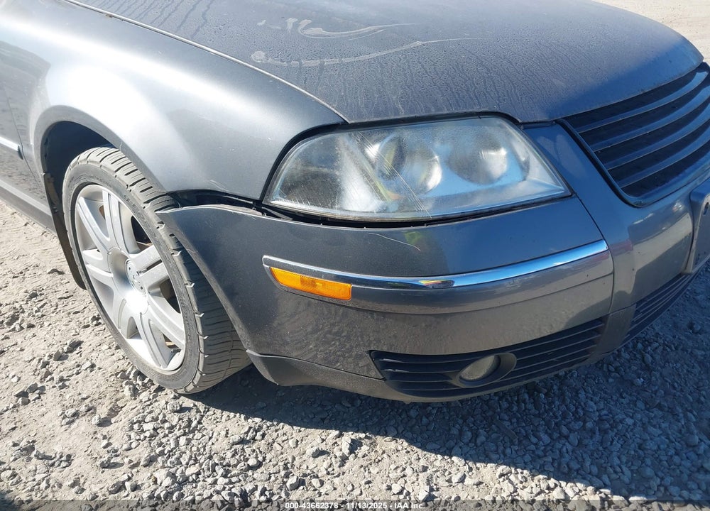 2005 VOLKSWAGEN PASSAT GLX VIN: WVWWU63B25E070060