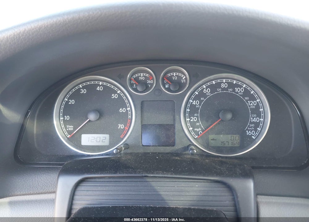 2005 VOLKSWAGEN PASSAT GLX VIN: WVWWU63B25E070060