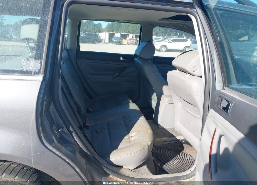 2005 VOLKSWAGEN PASSAT GLX VIN: WVWWU63B25E070060