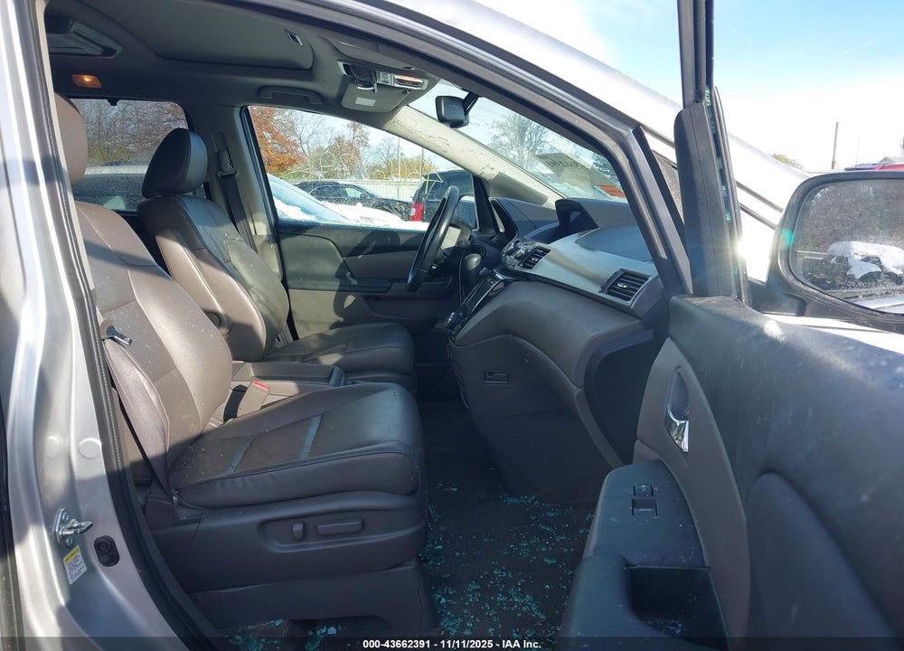 2015 HONDA ODYSSEY EX-L VIN: 5FNRL5H68FB107201