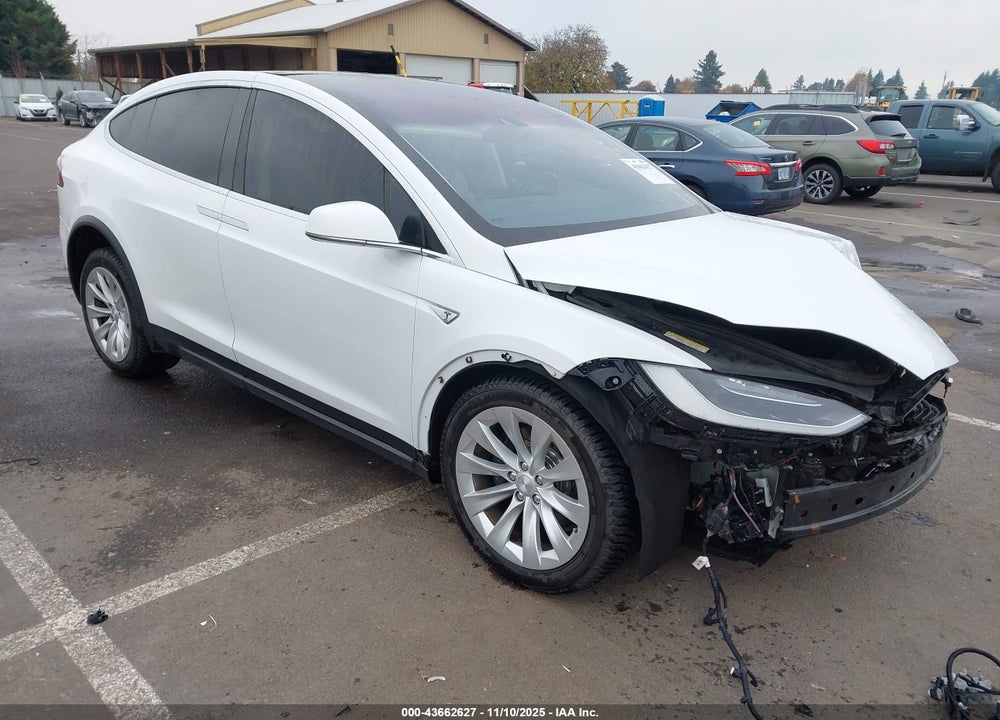 2016 TESLA MODEL X 60D/70D/75D/90D/P100D VIN: 5YJXCBE29GF013160