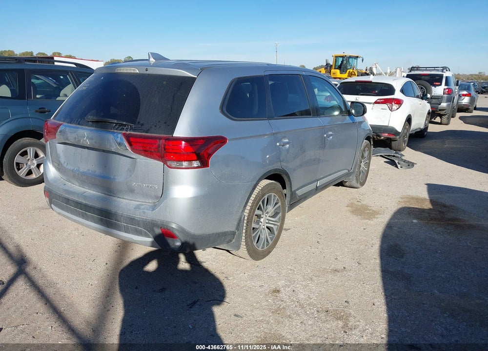 2017 MITSUBISHI OUTLANDER ES VIN: JA4AD2A34HZ030357