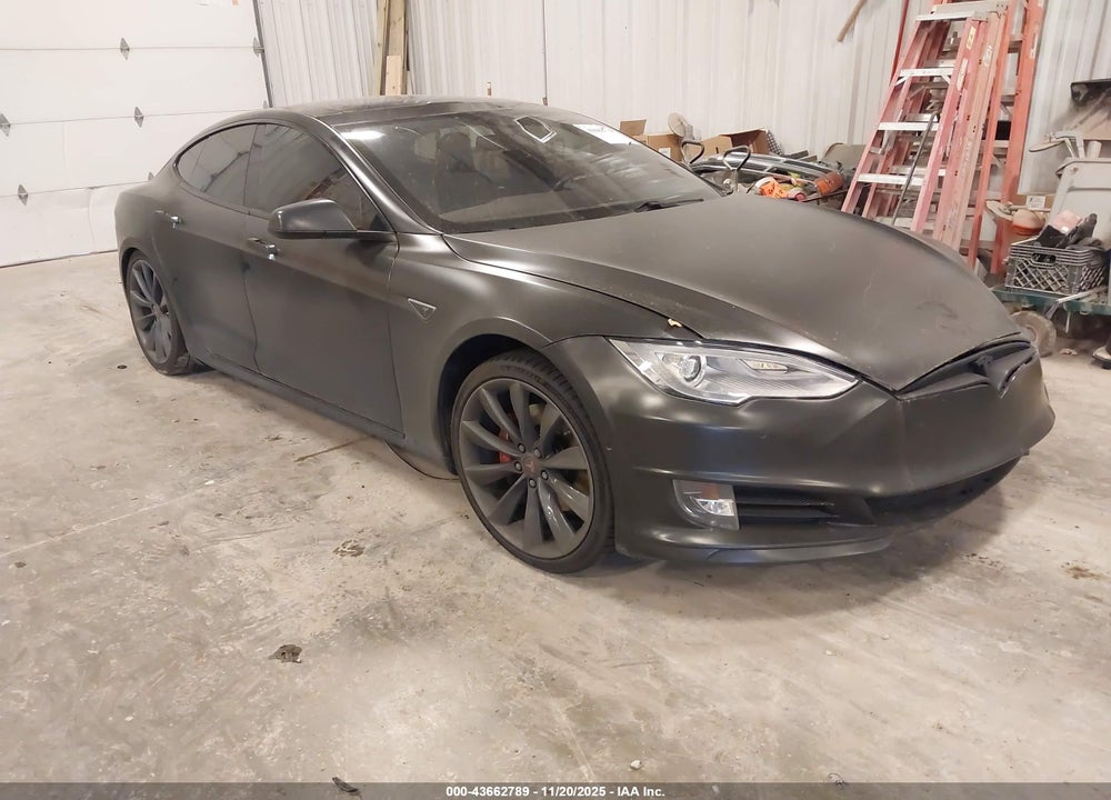 2016 TESLA MODEL S 90D/P100D/P85D/P90D VIN: 5YJSA1E42GF124726