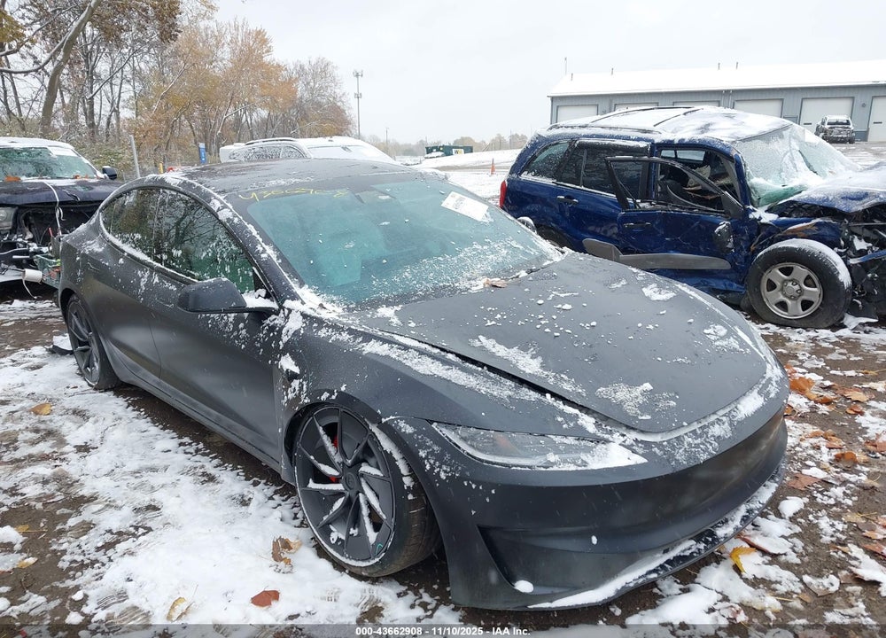 2024 TESLA MODEL 3 PERFORMANCE ALL-WHEEL DRIVE VIN: 5YJ3E1ET0RF835537