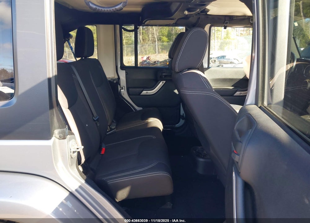 2015 JEEP WRANGLER UNLIMITED SAHARA VIN: 1C4BJWEG6FL544055