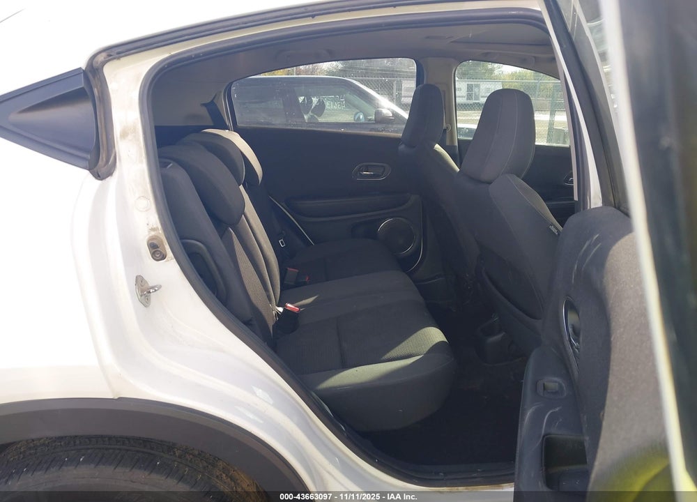 2021 HONDA HR-V VIN: 3CZRU6H58MM727690