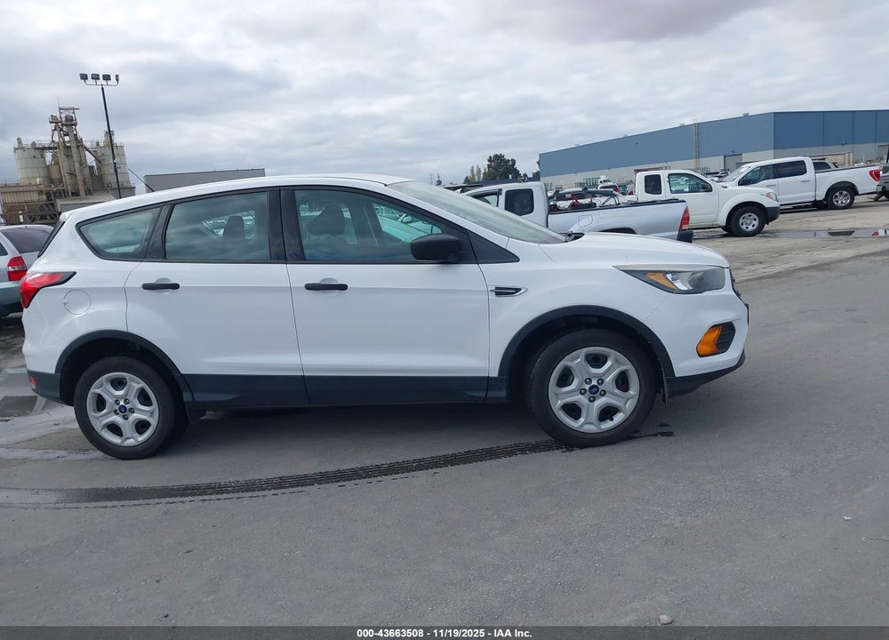 2019 FORD ESCAPE S VIN: 1FMCU0F70KUB62076