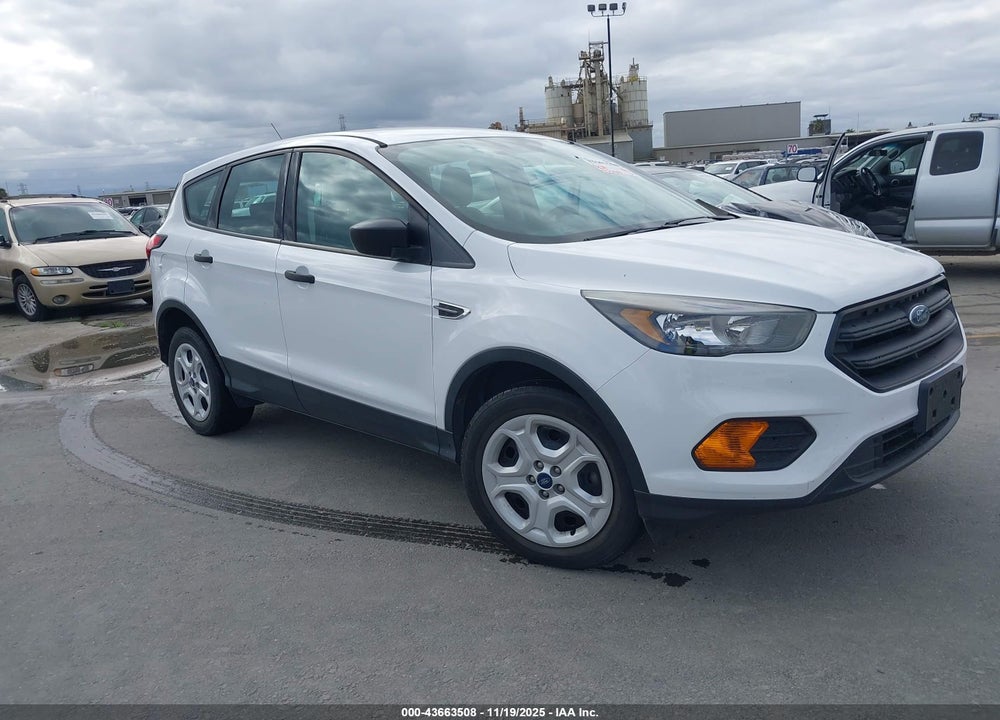 2019 FORD ESCAPE S VIN: 1FMCU0F70KUB62076
