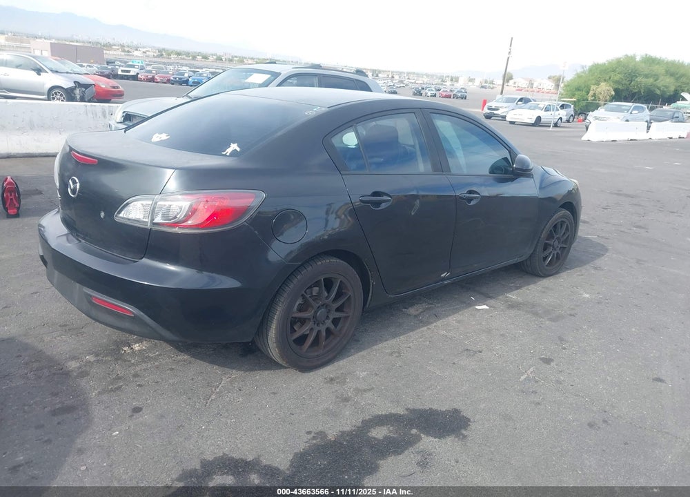 2011 MAZDA 3 I SPORT VIN: JM1BL1UGXB1416597