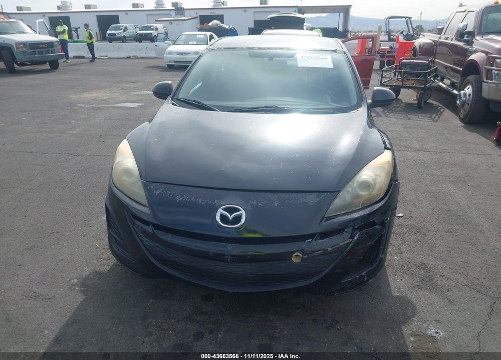 2011 MAZDA 3 I SPORT VIN: JM1BL1UGXB1416597