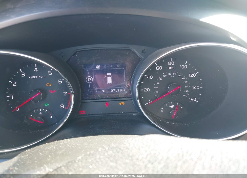 2017 KIA SEDONA LX VIN: KNDMB5C15H6243700